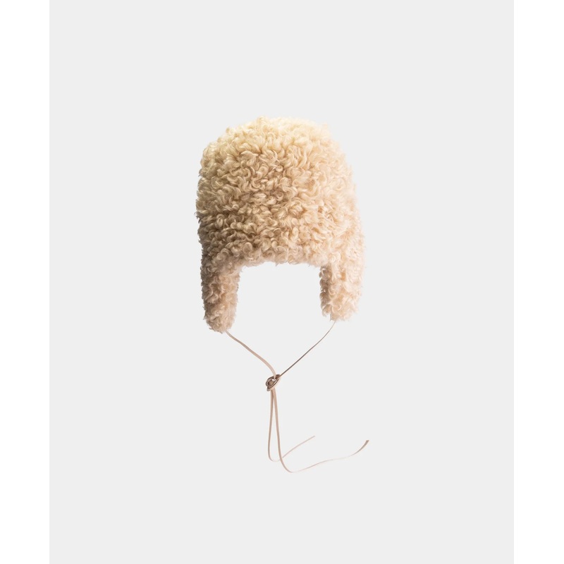 DAILY PAPER – Faux fur chapka – beige