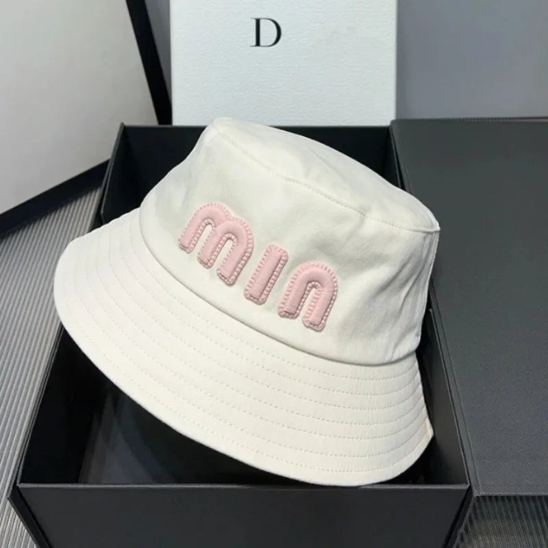 2025 Designer Luxury Fisherman Hat Versatile Women Basin Hat Pink Letter Valentine’s Day Bucket Hats